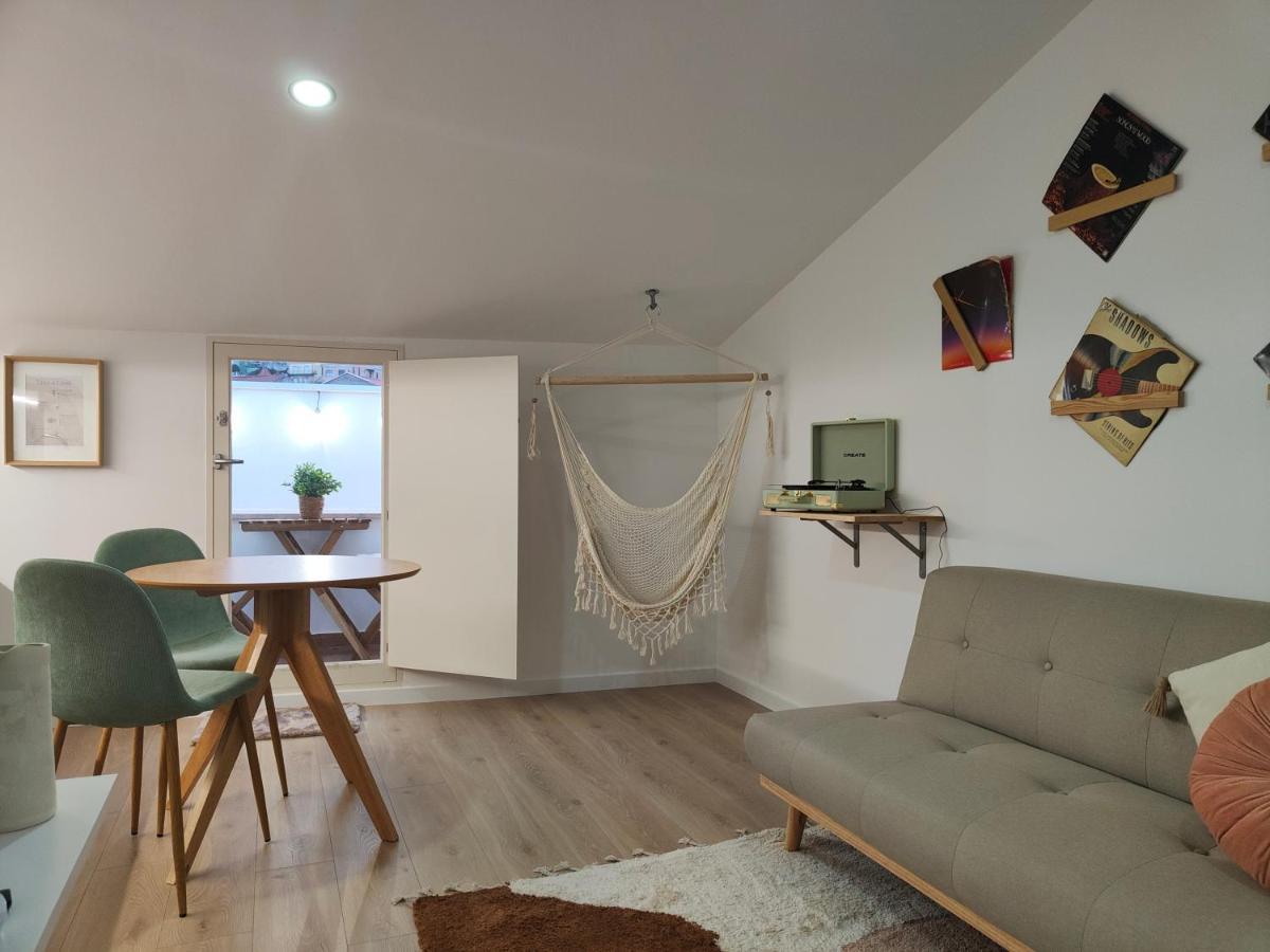 Wood Essence Apartment - Cozy Balcony Coimbra Buitenkant foto