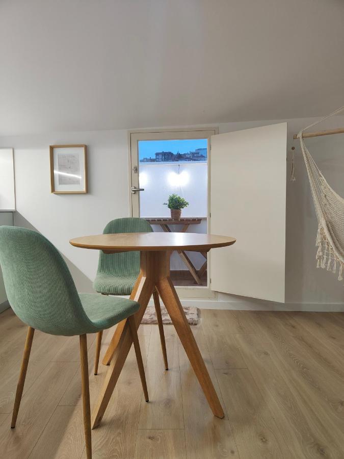 Wood Essence Apartment - Cozy Balcony Coimbra Buitenkant foto